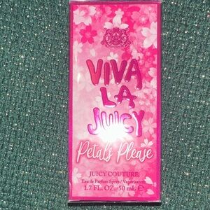 Juicy Couture Viva La Juicy Petals Please Eau de Parfum - NIB